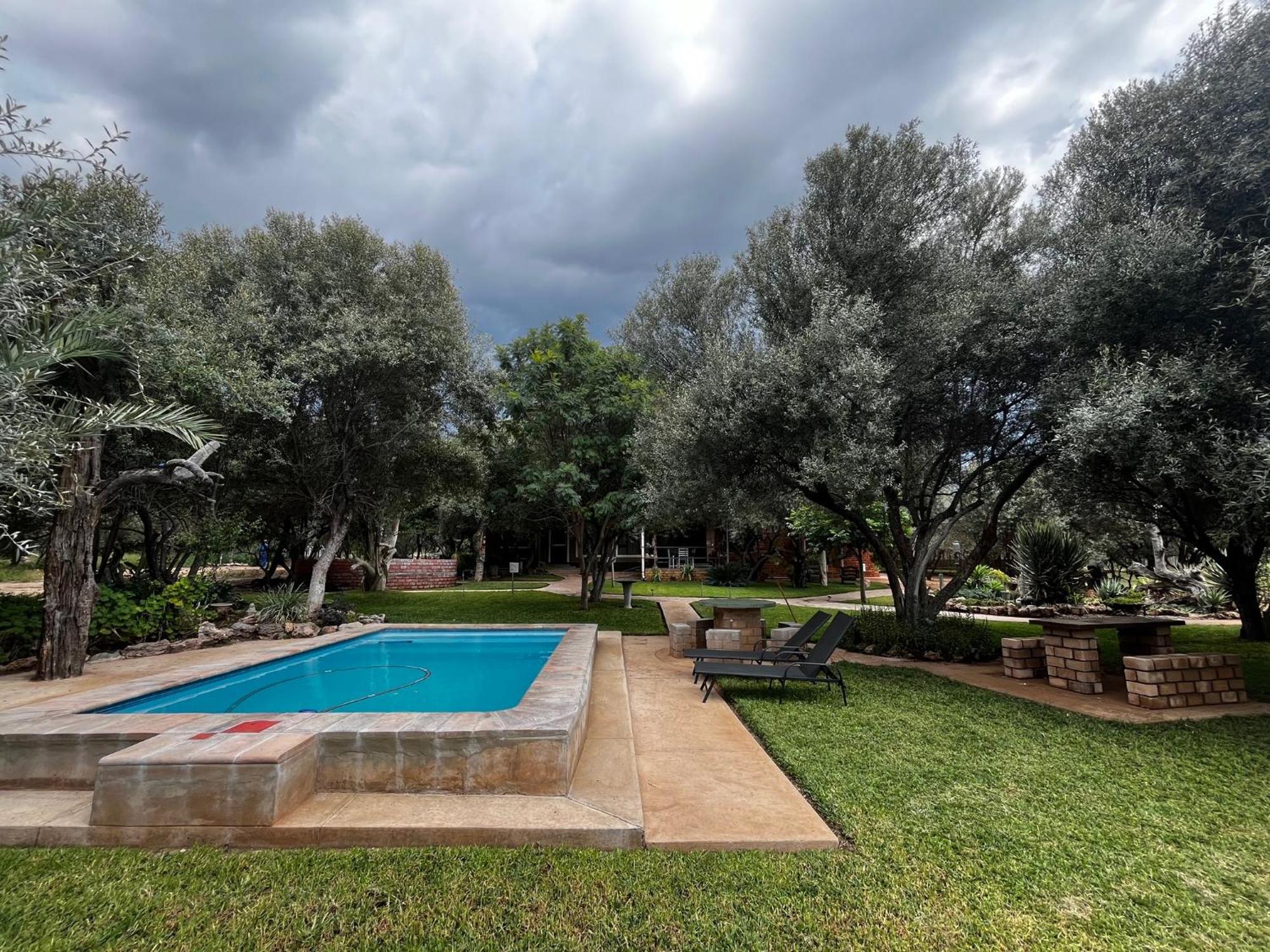 Olienhoff Guesthouse And Rest Camp Otavi Εξωτερικό φωτογραφία